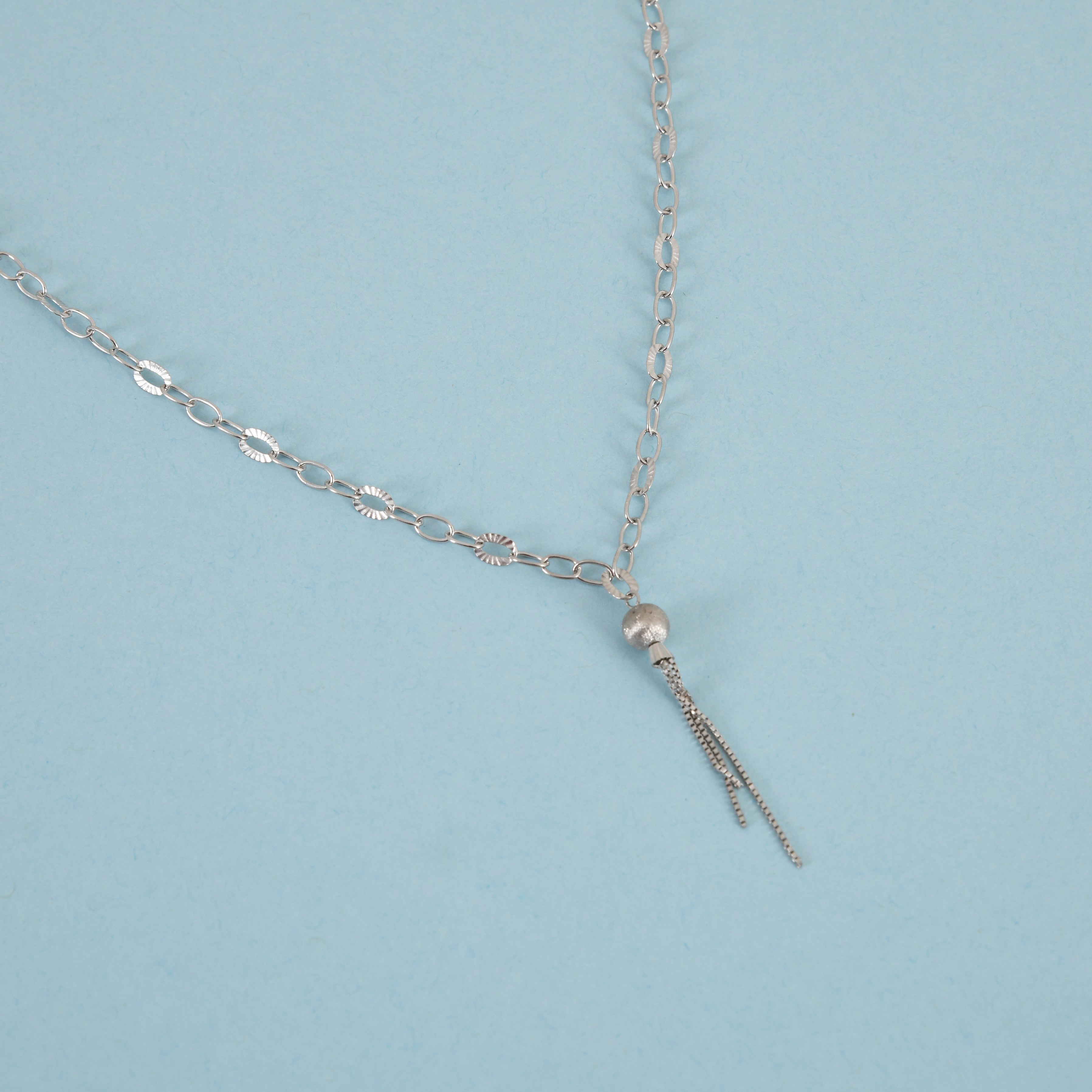 Minimalist Point Chain