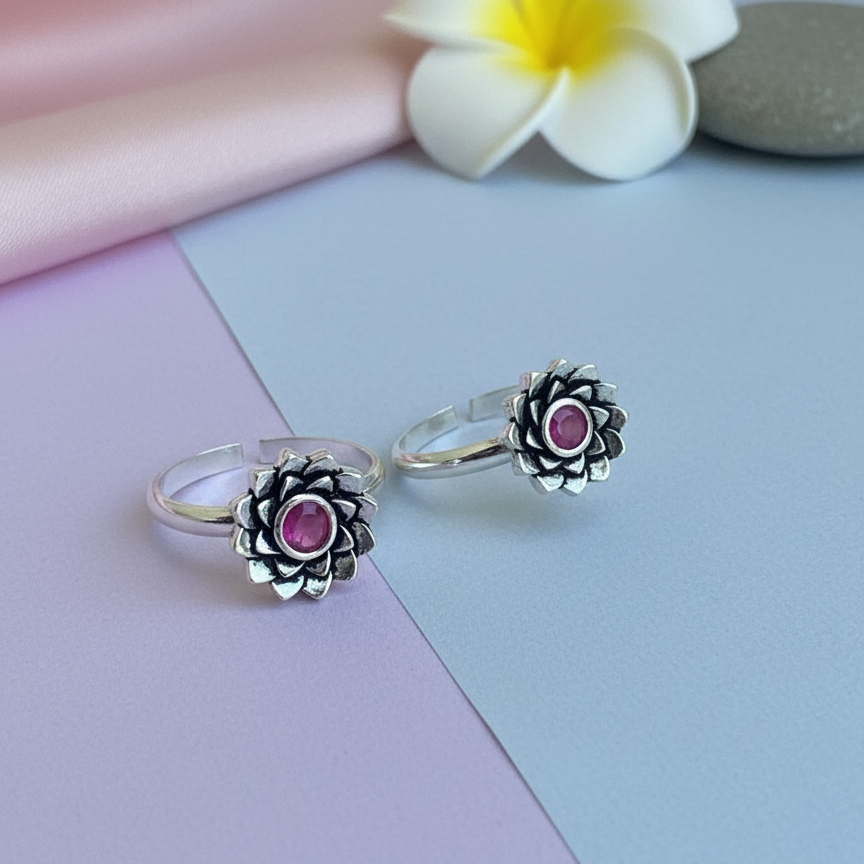 Silver Leafshine Pink Toe Ring